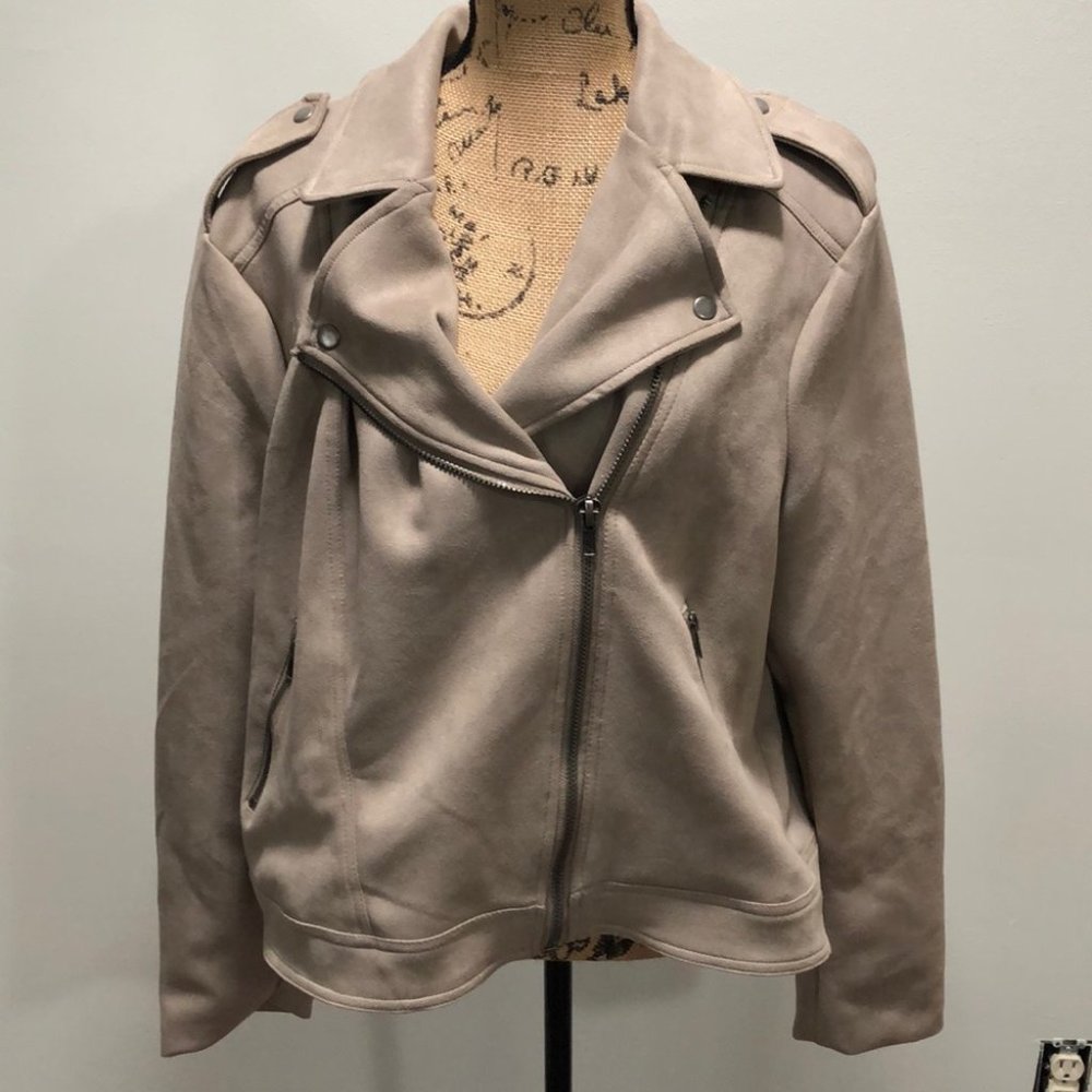 {Philosophy} Faux Suede Taupe Jacket - Picture 8 of 11